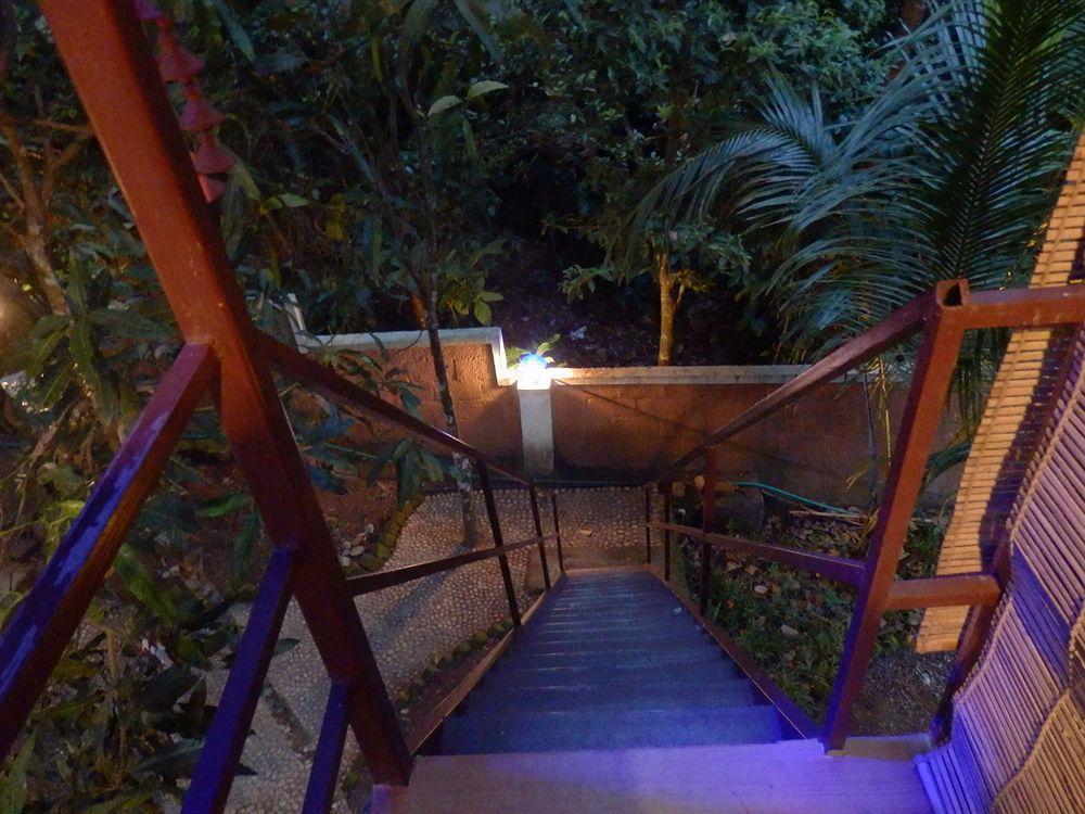 Green Garden Cottage 테카디 외부 사진