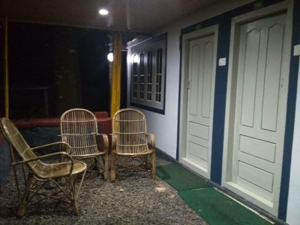 Green Garden Cottage 테카디 외부 사진
